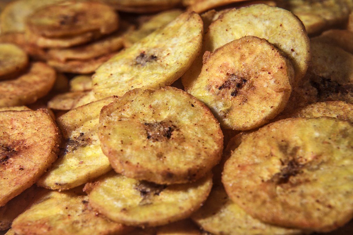 Organic dried banana vs. fried food