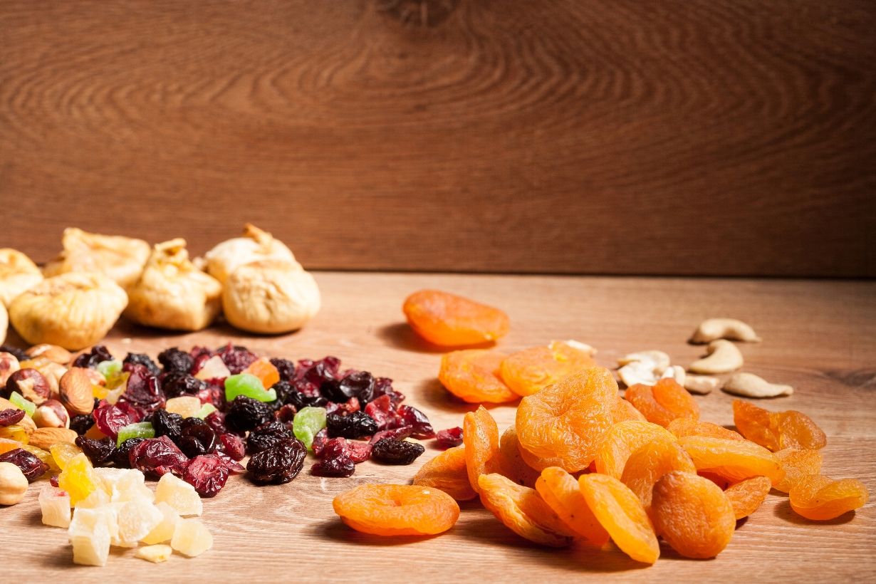 Organic dried fruits and a healthy brain